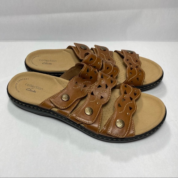 Clarks Ultimate Comfort Collection Sandals - Picture 1 of 6